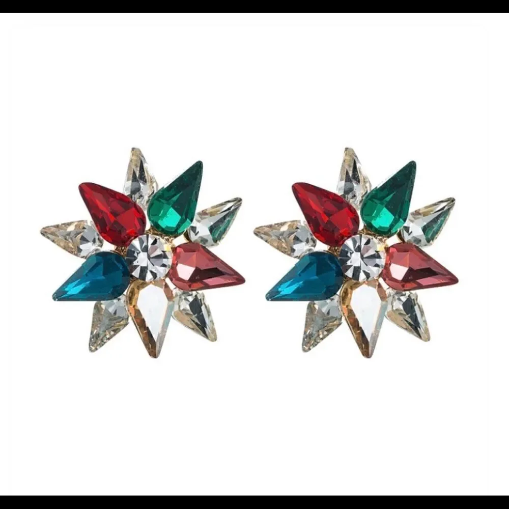 🌺 Betsey Johnson stunning flower burst crystal studs 🌺